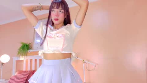 TAYLOR  online show from 10.22.25