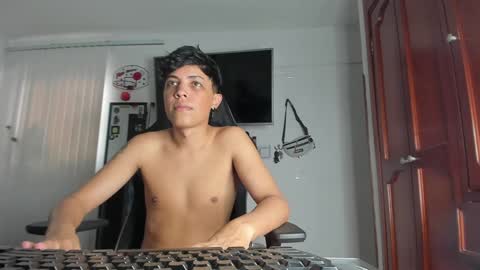 taylorsorf online show from 12.19.24