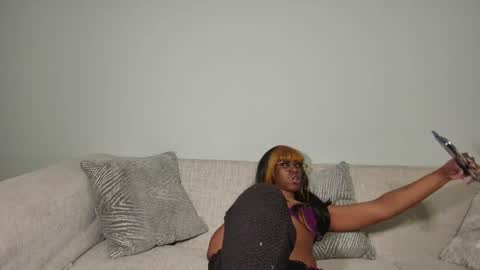 Snapshot of taylorsosweets chatting on 02.21.25 Taylor online show from 02.21.25