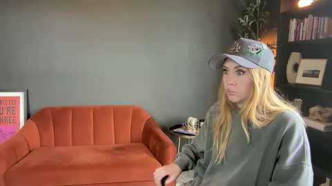 Taylor Rae online show from 02.11.26