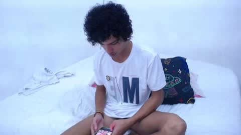 Snapshot of tayronx33 chatting on 12.23.24 Tayron online show from 12.23.24