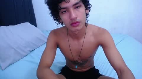 Snapshot of tayronx33 chatting on 01.21.25 Tayron online show from 01.21.25