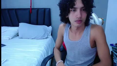 Tayron online show from 11.18.25