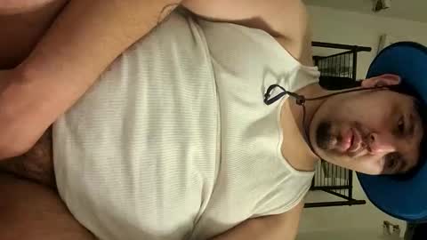 Snapshot of tboy833 chatting on 11.12.25 Luis online show from 11.12.25