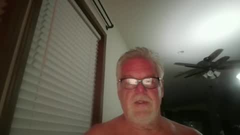 Snapshot of tc5350ranch chatting on 06.25.26 ybnorml online show from 06.25.26