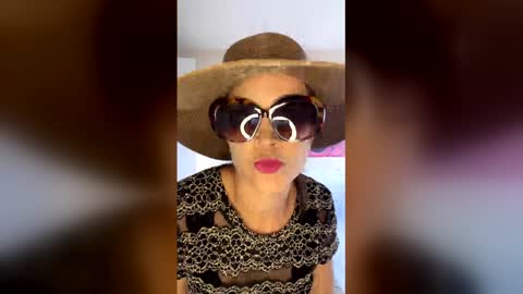 Snapshot of tchutchuca2026 chatting on 04.13.26 tchutchuca2026 online show from 04.13.26