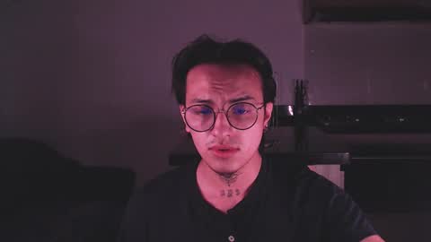 Teo independent model online show from 03.03.25