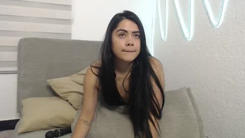 DYNAMITE DUO69 online show from 09.17.25