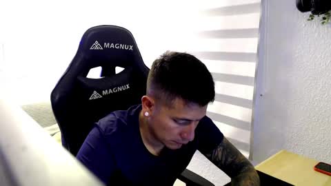 DYNAMITE DUO69 online show from 06.05.26