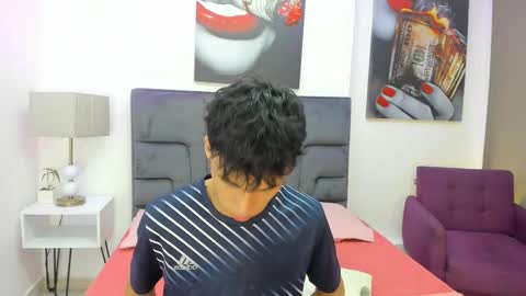 Snapshot of team_twinks chatting on 11.01.25 Team Twinks online show from 11.01.25
