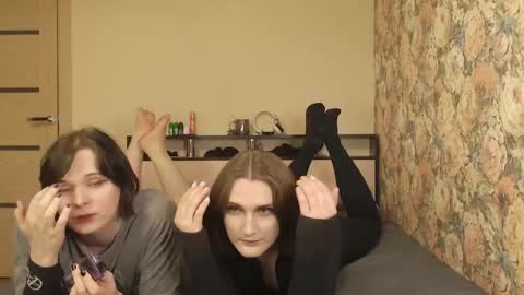 Snapshot of tearjuly chatting on 05.14.26 July online show from 05.14.26