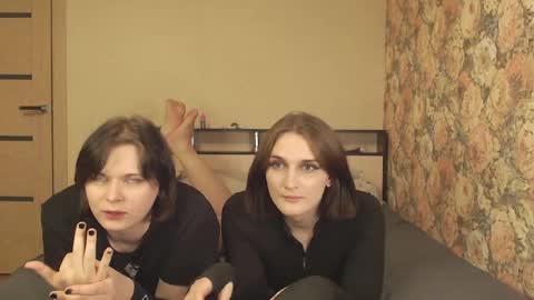 Snapshot of tearjuly chatting on 05.17.26 July online show from 05.17.26