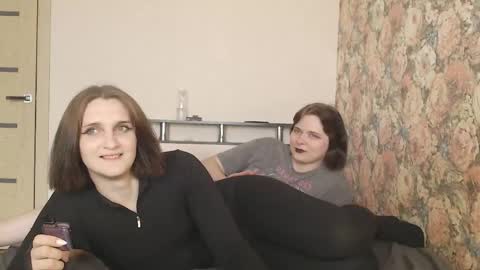 Snapshot of tearjuly chatting on 05.21.26 July online show from 05.21.26