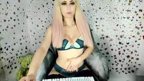 Snapshot of tease_tammy chatting on 05.03.26 ASK Me online show from 05.03.26