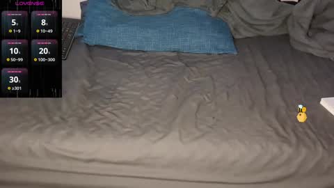 Snapshot of teaser4 chatting on 12.16.24 teaser4 online show from 12.16.24