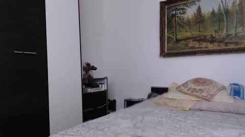 Snapshot of teasexpert4444 chatting on 01.20.25 ALICIA--- online show from 01.20.25