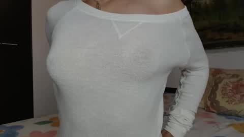 Snapshot of teasexpert4444 chatting on 02.27.25 ALICIA--- online show from 02.27.25