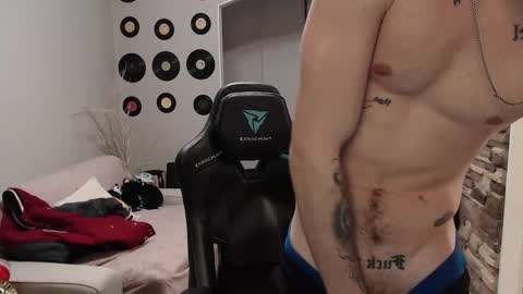 Teddy online show from 11.30.25