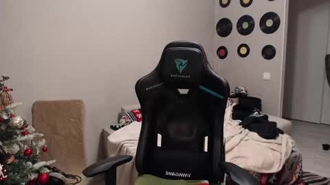 Teddy online show from 12.05.25