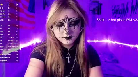 Snapshot of teganbruns chatting on 06.17.26 teganbruns online show from 06.17.26