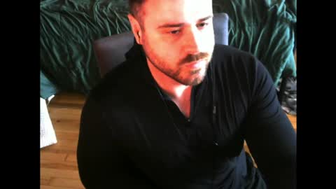 Snapshot of tehvillain chatting on 04.03.26 tehvillain online show from 04.03.26