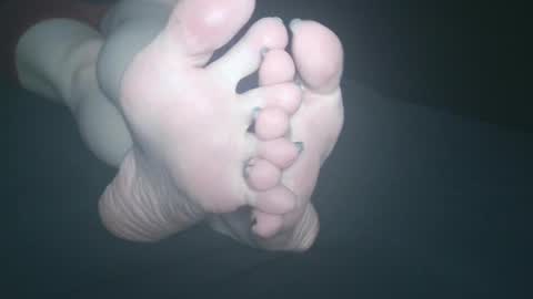 Viv West online show from 01.02.25