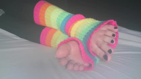 Viv West online show from 01.18.25