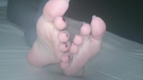 Viv West online show from 02.03.25