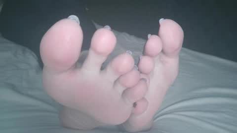 Viv West online show from 03.10.25