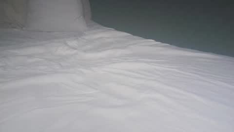 Viv West online show from 09.12.25