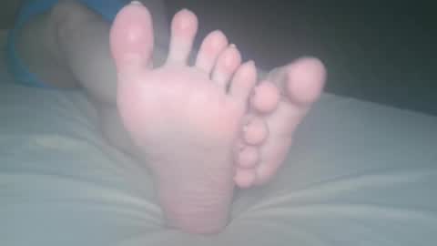 Viv West online show from 09.16.25