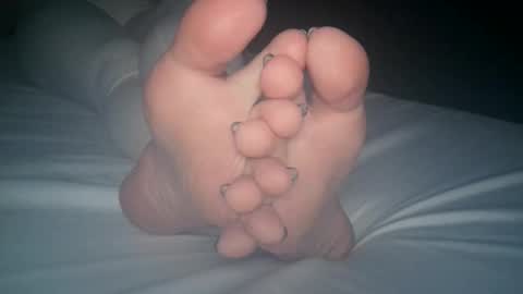 Snapshot of telegram1030 chatting on 02.13.26 Viv West online show from 02.13.26