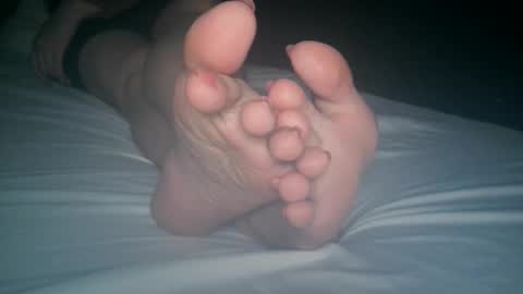 Snapshot of telegram1030 chatting on 03.02.26 Viv West online show from 03.02.26