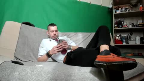 Virg Lszl online show from 04.15.26