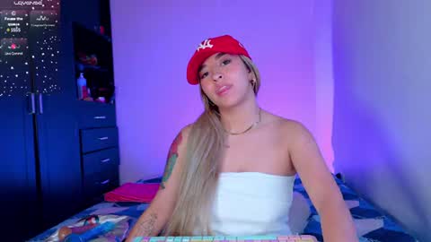 Snapshot of temptationsweet__ chatting on 07.02.26 Sara online show from 07.02.26