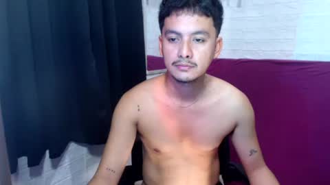 Snapshot of tempting_jon chatting on 10.29.25 tempting_jon online show from 10.29.25