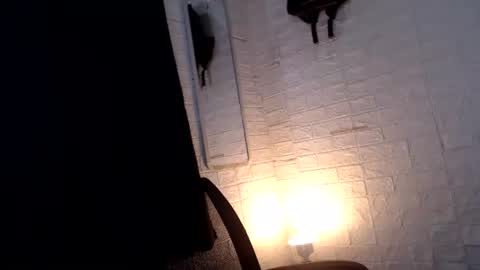 Snapshot of tempting_jon chatting on 11.11.25 tempting_jon online show from 11.11.25