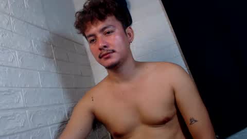 Snapshot of tempting_jon chatting on 02.11.26 tempting_jon online show from 02.11.26