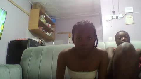 Snapshot of temptingpetite chatting on 05.24.26 Sassy online show from 05.24.26