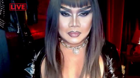 Snapshot of temptress_cocoxxx chatting on 04.21.26 Mistress Coco online show from 04.21.26