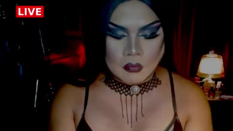 Snapshot of temptress_cocoxxx chatting on 06.25.26 Mistress Coco online show from 06.25.26