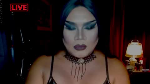Snapshot of temptress_cocoxxx chatting on 06.28.26 Mistress Coco online show from 06.28.26