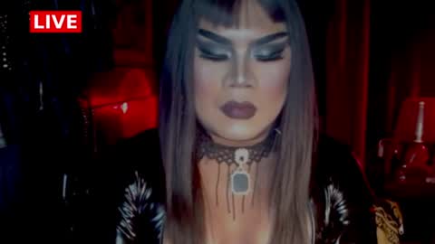 Snapshot of temptress_cocoxxx chatting on 07.25.26 Mistress Coco online show from 07.25.26