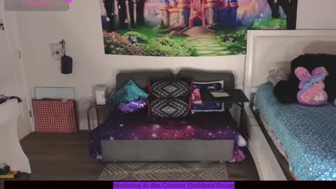 Gaia online show from 12.04.24