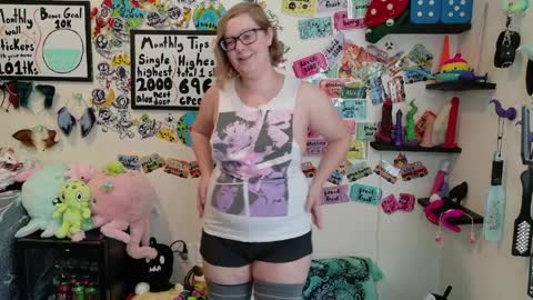 Pixie and Tentacle Overlord online show from 03.30.26