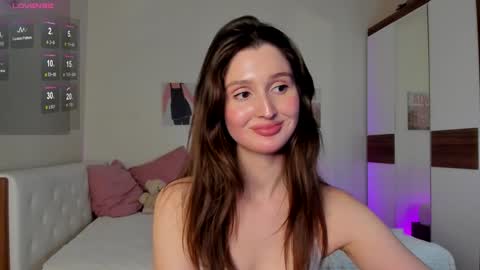 Snapshot of tender_babyy chatting on 01.31.25 Sexy girl Li online show from 01.31.25