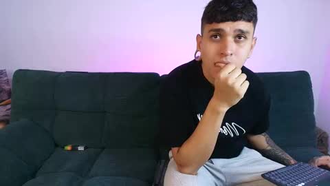 tender_dust online show from 10.27.25