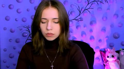 ur Louise online show from 03.11.26