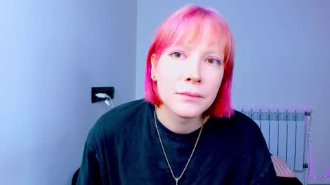 Snapshot of tenebrise chatting on 10.10.25 Kira online show from 10.10.25