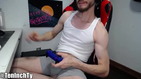 Snapshot of teninchty chatting on 02.21.26 Ty online show from 02.21.26